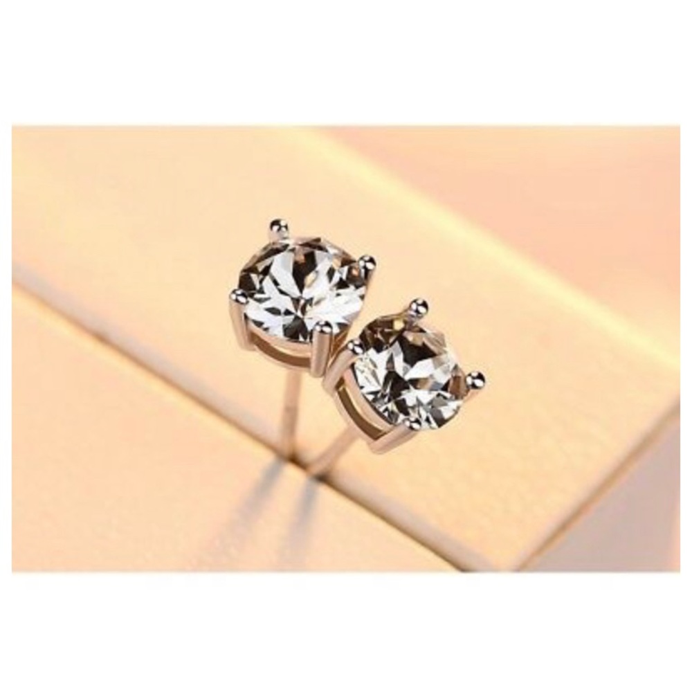 NEW CZ Stud Earrings Studs STERLING SILVER 925 5mm